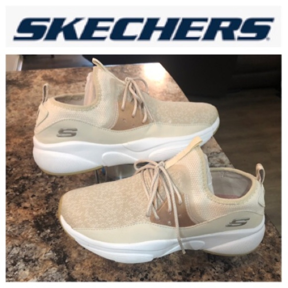 💕Sold💕sketchers sneakers
